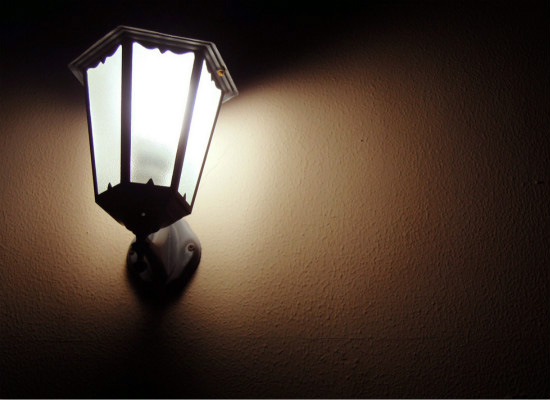 家居壁灯的挑选技巧，你都知道么 壁灯的款式