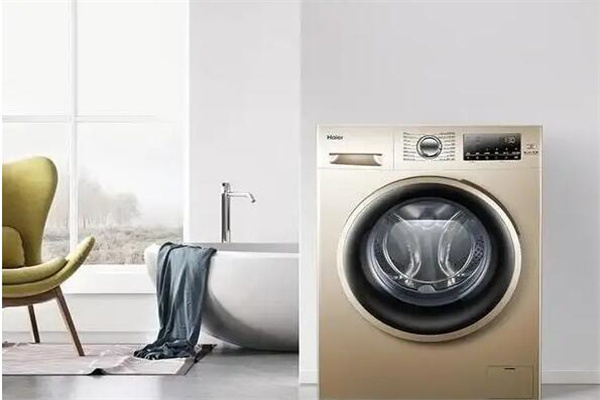 洗衣机洗一次需要多少电（洗衣机洗一次需要多少电费水费）