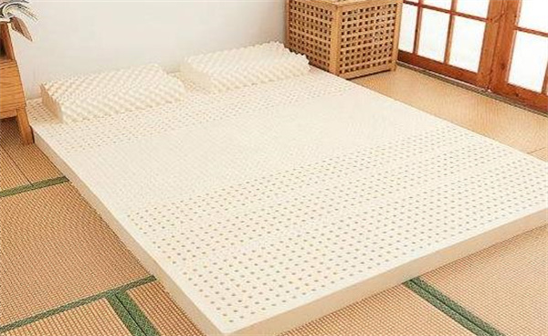 乳胶床垫的好处和坏处 乳胶床垫的好处和坏处乳胶床垫和棕垫哪个好
