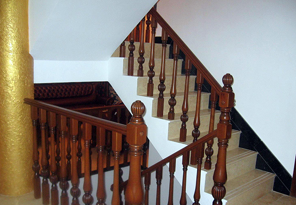 家用楼梯选购方法 家用楼梯怎么选