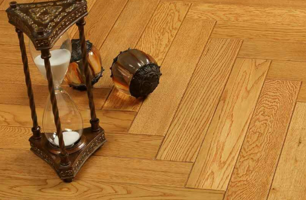 木地板好还是瓷砖好 家里铺木地板好还是瓷砖好