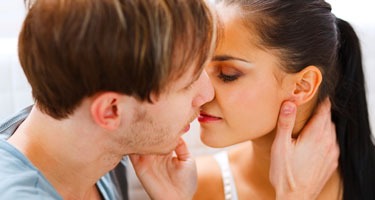 接吻技巧有哪些 接吻技巧有哪些种类
