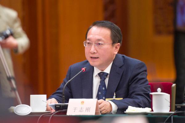 辽宁省沈阳市中级人民法院对被告人于志刚受贿案依法裁定终止审理 