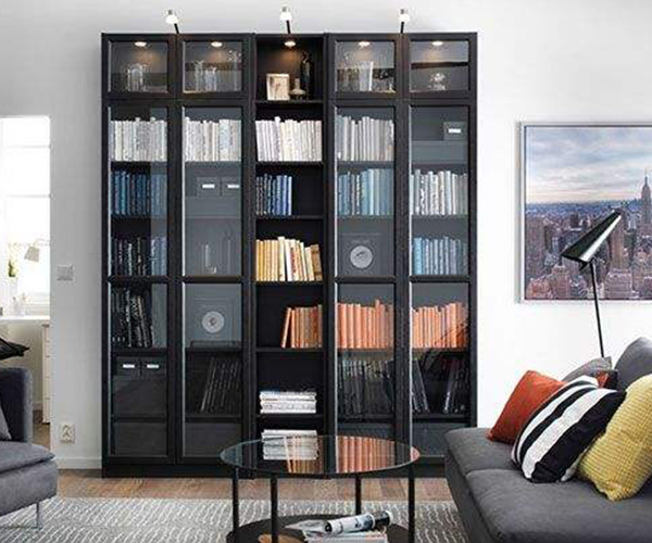 为家居选购实用书柜 为阅读带来舒适环境
