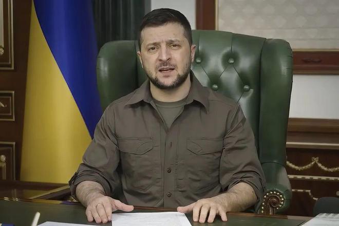 泽连斯基：乌克兰官员将不再能出于非公务目的出国旅行   