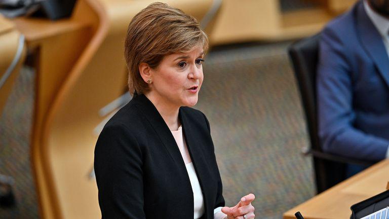 苏格兰首席部长斯特金正式宣布辞职 苏格兰首席大臣斯特金