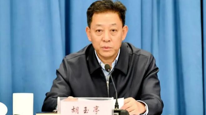 冯飞辞去海南省省长职务 刘小明任代理省长