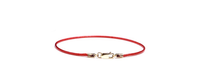 手链是红绳好还是黑绳好 手链是红绳好还是黑绳好呢