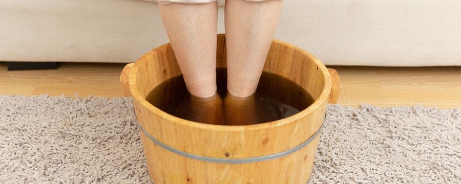泡脚桶用什么材质的比较好 泡脚桶用什么材质的比较好耐用