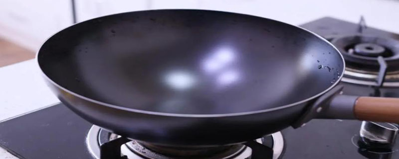 新买的铁锅如何开锅 新买的铁锅如何开锅不生锈